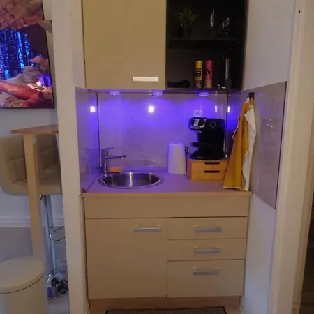 Cozy For 2 In A Great Location In * بوخوم