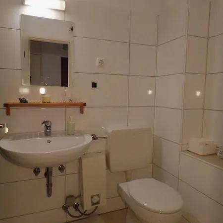 Cozy For 2 In A Great Location In